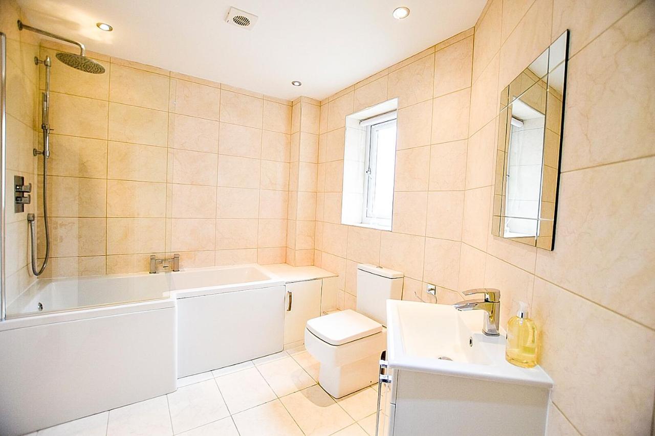 Sunderland Short Stays 2 Bedroom Apartment Free Parking Fulwell Sr6 Esterno foto