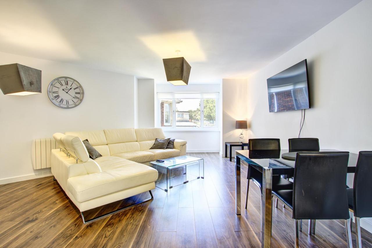 Sunderland Short Stays 2 Bedroom Apartment Free Parking Fulwell Sr6 Esterno foto