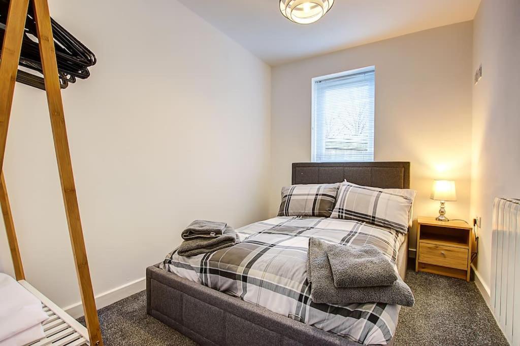 Sunderland Short Stays 2 Bedroom Apartment Free Parking Fulwell Sr6 Esterno foto